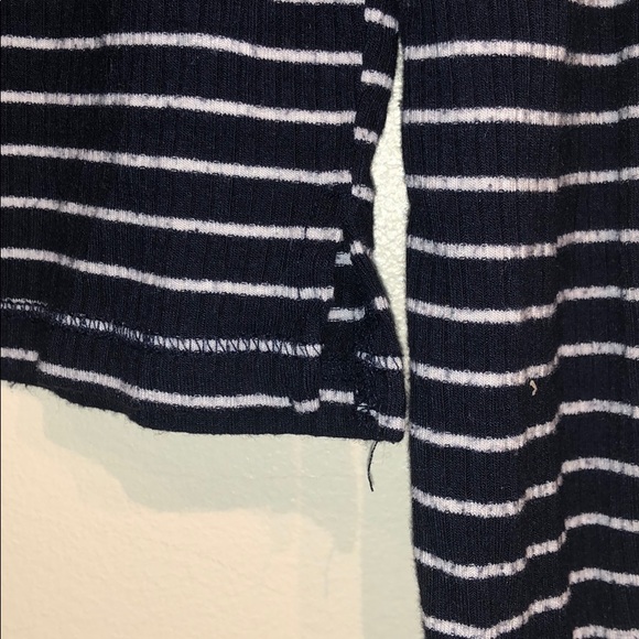 Hollister Top - Picture 7 of 7